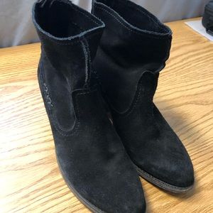 Frye Leslie Black Leather Suede Ankle Boots